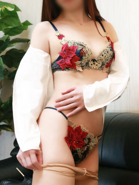 借金妻 京橋店 倉内 穂澄
